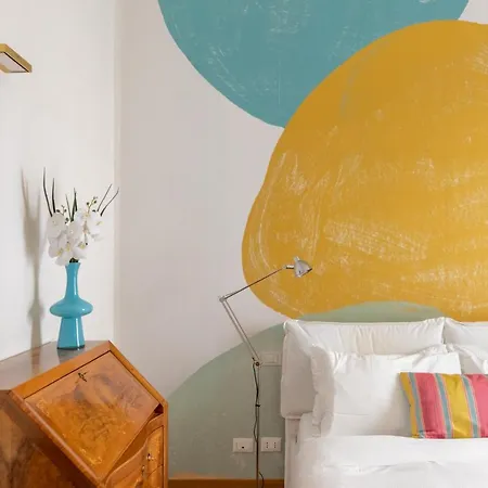 Iflat Colorfull Near Navona Апартаменты *