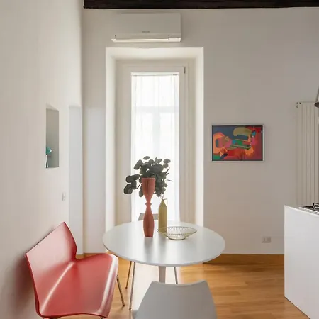 Iflat Colorfull Near Navona Апартаменты
